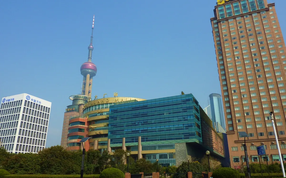 Shangri-La hotel tower and the Oriental Pearl TV Tower in Pudong, Shanghai
