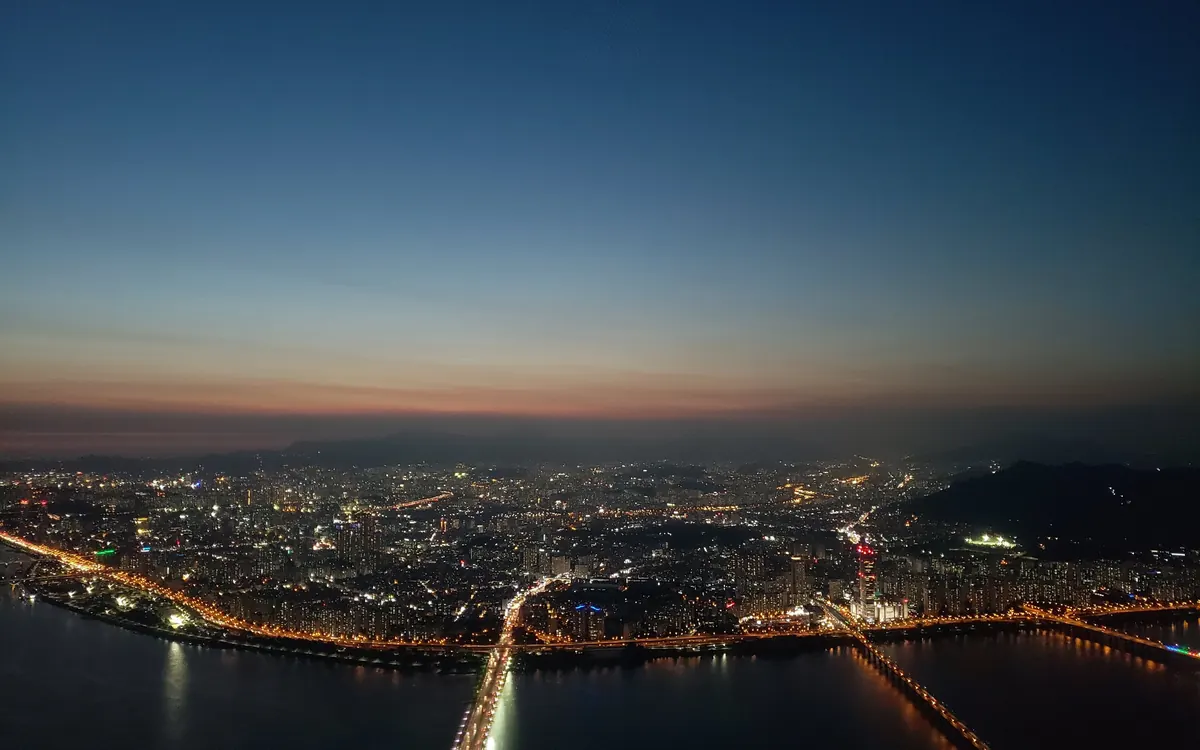 Seoul skyline at night